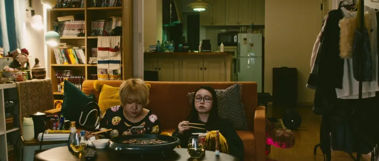 Baby Assassins (2021): Killing time with friends