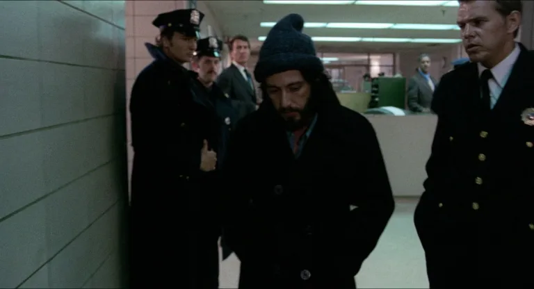 Serpico (1973): Pacino undercover