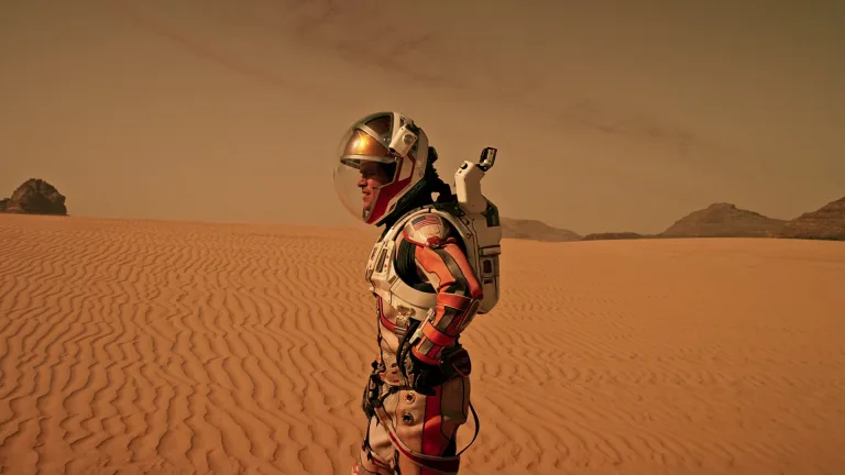The Martian (2015): Surviving Mars