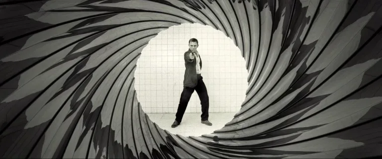 Casino Royale (2006): Introducing the new Bond