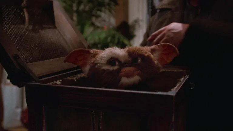 Gremlins (1984): A chaotic classic of bloody holiday cheer