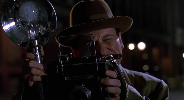 The Public Eye (1992): Pictures of the crimes