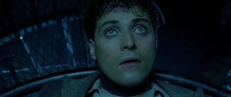 Dark City (1998): The stranger lost in a noir expressionist nightmare