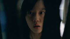 A-Tale-of-Two-Sisters-2003-stills-10