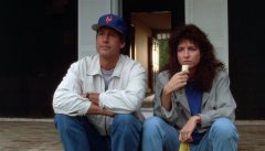 Funny-Farm-1988-stills-09