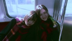 Hana-and-Alice-2004-stills-02