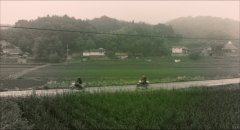His-Motorbike-Her-Island-1986-stills-52
