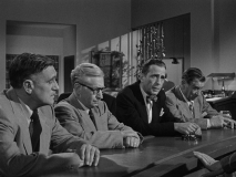 In-a-Lonely-Place-1950-stills-04