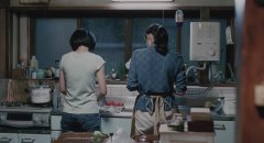 Our-Little-Sister-2015-stills-40