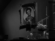 The-Invisible-Man-1933-stills-16