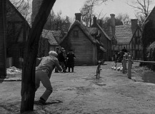 The-Invisible-Man-1933-stills-17