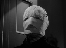 The-Invisible-Man-1933-stills-34