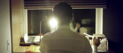 Upstream-Color-2013-stills-22