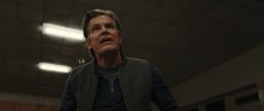 Weapons-2025-stills-14